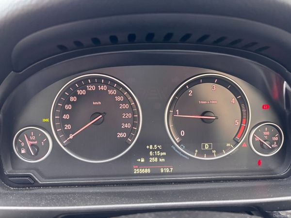 BMW 5-Series Saloon, Diesel, 2011, Brown