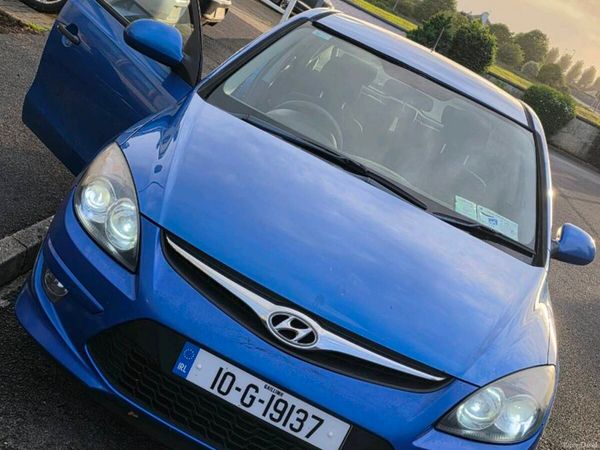 Volkswagen Golf Hatchback, Diesel, 2009, Silver