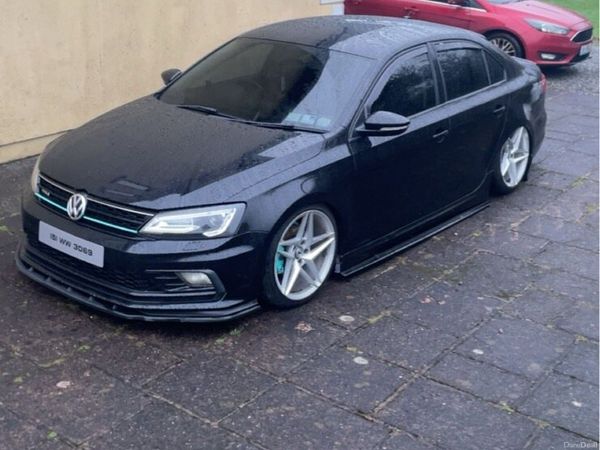Volkswagen Jetta Saloon, Diesel, 2015, Black