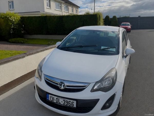 Vauxhall Corsa Hatchback, Petrol, 2013, White