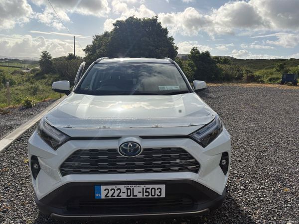 Toyota RAV4 SUV, Petrol Hybrid, 2022, White