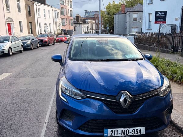 Renault Clio Hatchback, Petrol, 2021, Blue