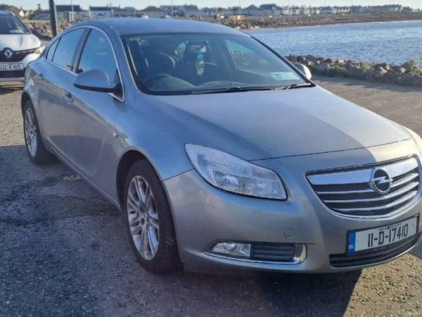 Opel Insignia Hatchback, Diesel, 2011, Silver