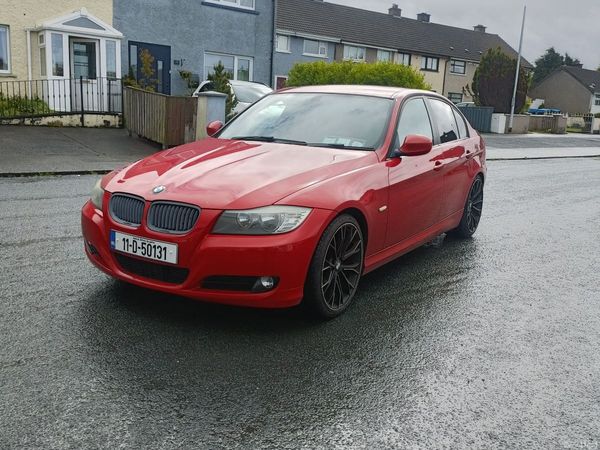 BMW 3-Series Saloon, Diesel, 2011, Red