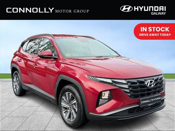 Hyundai Tucson SUV, Petrol Hybrid, 2023, Red