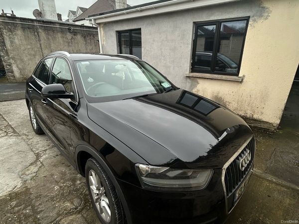 Audi Q3 SUV, Diesel, 2013, Black
