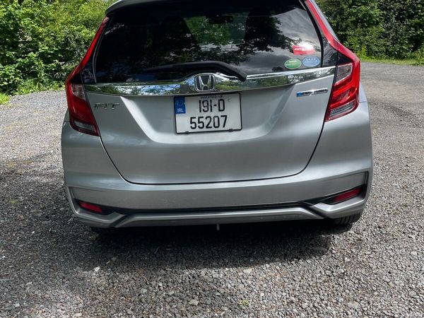 Honda Fit Hatchback, Petrol Hybrid, 2019, Silver