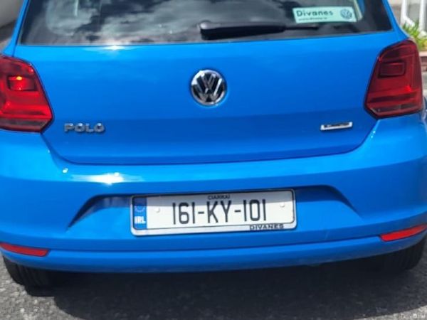 Volkswagen Polo Hatchback, Petrol, 2016, Blue