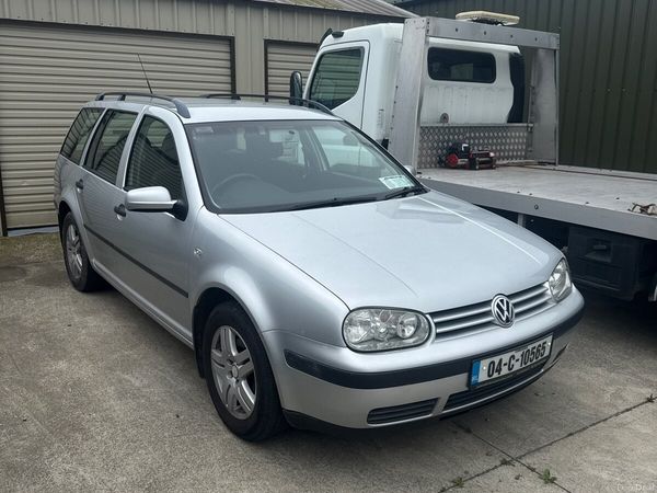 Volkswagen Golf Estate/Jeep, Petrol, 2004, Silver