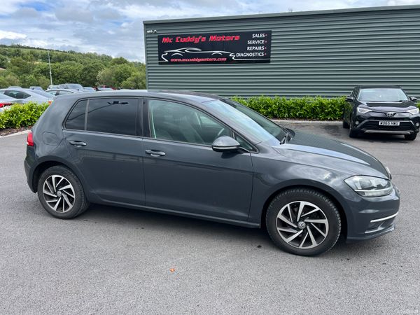 Volkswagen Golf Hatchback, Diesel, 2019, Grey