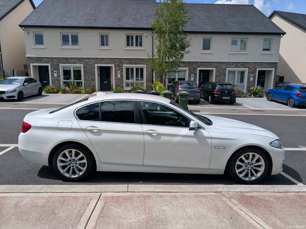 BMW 5-Series Saloon, Diesel, 2013, White