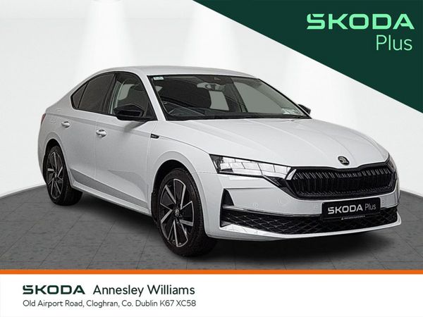 Skoda Octavia Saloon, Petrol, 2025, White