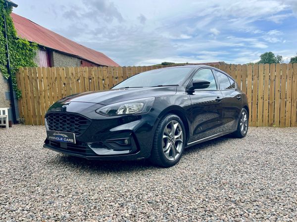 Ford Focus Hatchback, Petrol Hybrid, 2020, Black