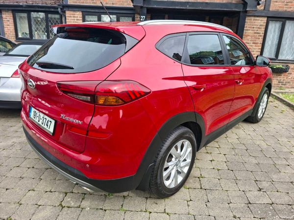 Hyundai Tucson SUV, Diesel, 2019, Red