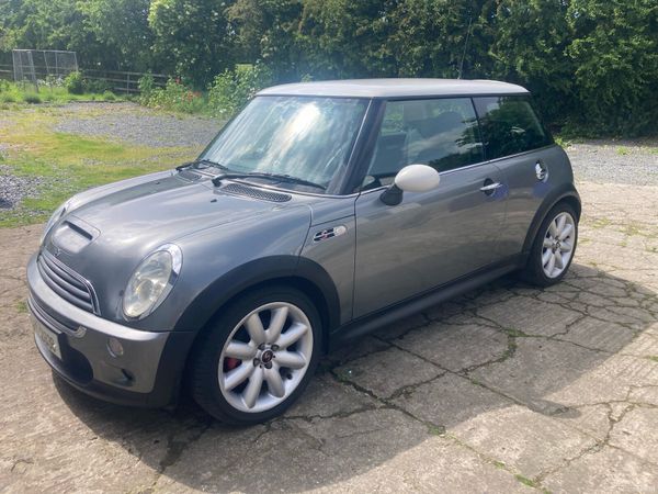 Mini Cooper Hatchback, Petrol, 2002, Silver