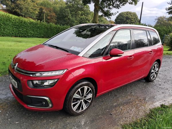 Citroen Grand C4 Spacetourer MPV, Petrol, 2019, Red
