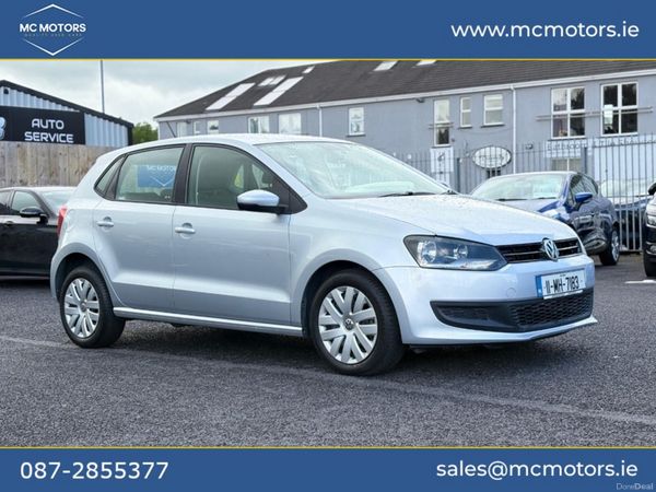 Volkswagen Polo Hatchback, Petrol, 2011, Silver