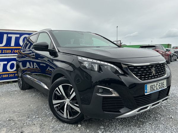 Peugeot 5008 MPV, Diesel, 2019, Black