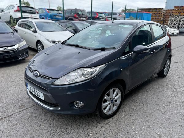 Ford Fiesta Hatchback, Petrol, 2011, Grey