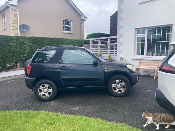Toyota RAV4 SUV, Petrol, 2003, Black