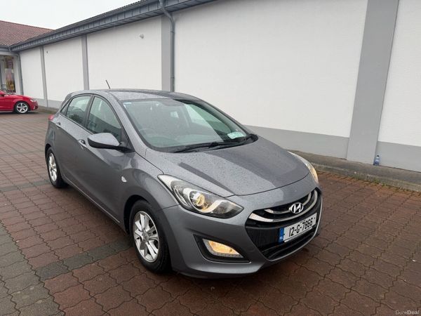 Hyundai i30 Hatchback, Diesel, 2012, Grey
