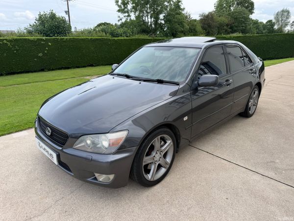 Lexus IS Saloon, Petrol, 2004, Grey
