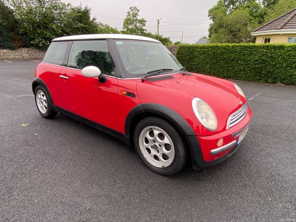 Mini Cooper Hatchback, Petrol, 2003, Red