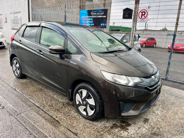 Honda Fit Hatchback, Petrol Hybrid, 2015, Brown
