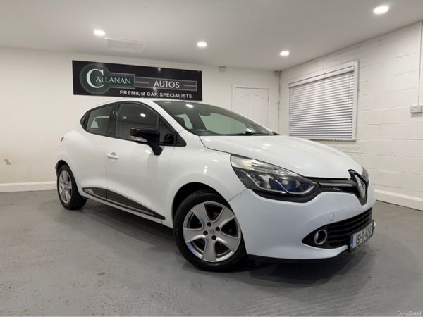 Renault Clio Hatchback, Petrol, 2015, White