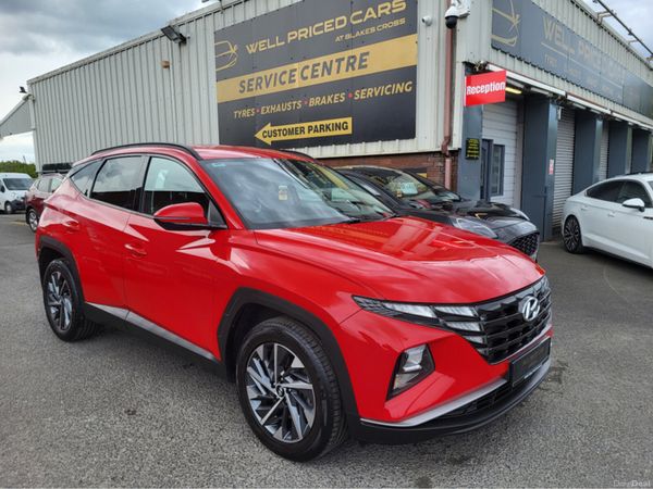 Hyundai Tucson MPV, Diesel, 2021, Red
