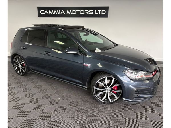 Volkswagen Golf Hatchback, Petrol, 2019, Blue