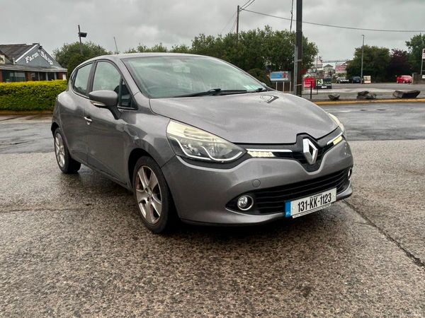 Renault Clio Hatchback, Petrol, 2013, Grey