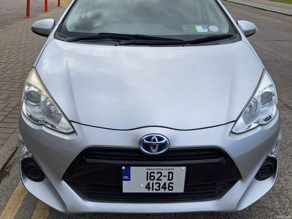 Toyota Aqua Hatchback, Petrol Hybrid, 2016, Silver