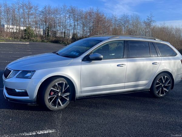 Skoda Octavia Estate, Diesel, 2019, Grey