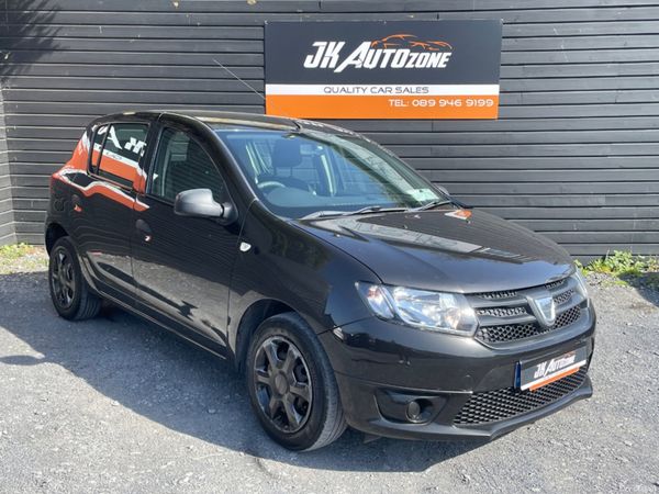 Dacia Sandero Hatchback, Petrol, 2015, Black