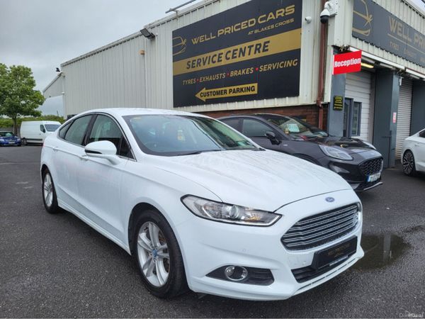 Ford Mondeo Hatchback, Diesel, 2015, White