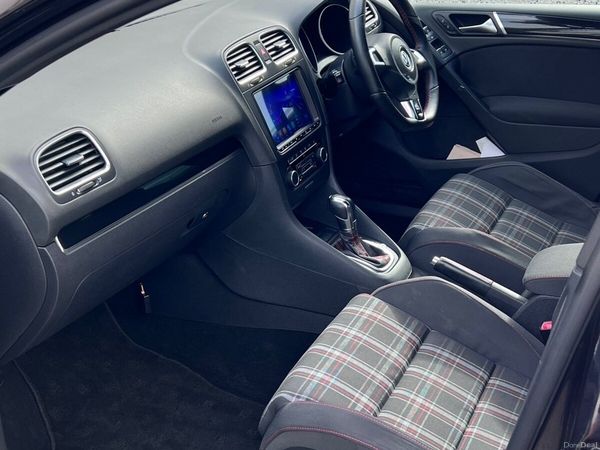 Volkswagen Golf Hatchback, Petrol, 2012, Black