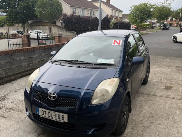 Toyota Yaris Hatchback, Petrol, 2007, Blue