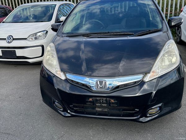 Honda Fit Hatchback, Petrol Hybrid, 2013, White