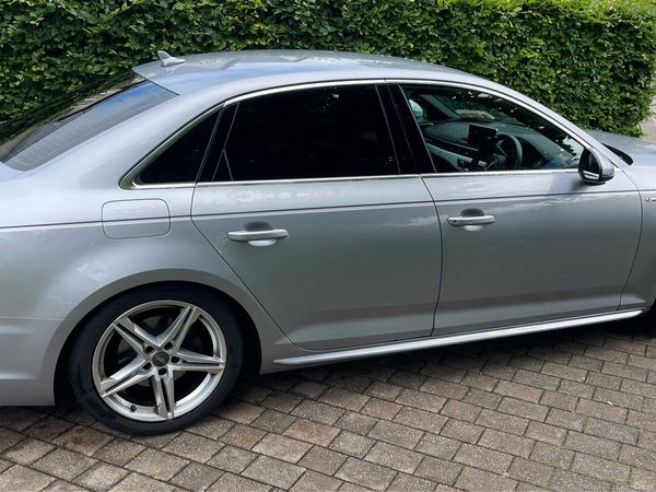 Audi A4 Saloon, Diesel, 2017, Silver
