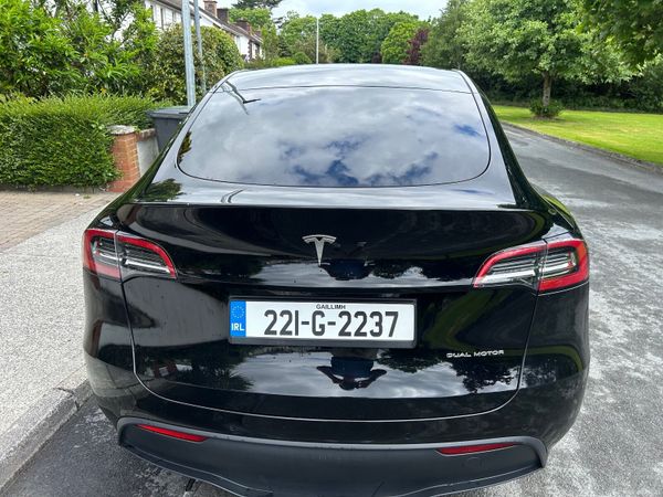 Tesla Model Y MPV, Electric, 2022, Black