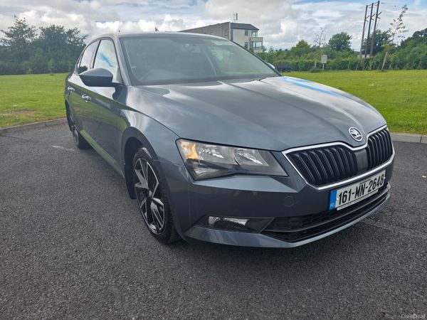 Skoda Superb Hatchback, Diesel, 2016, Grey