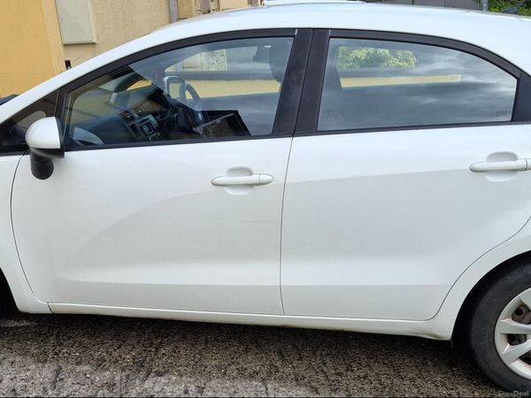 Kia Rio Hatchback, Petrol, 2012, White