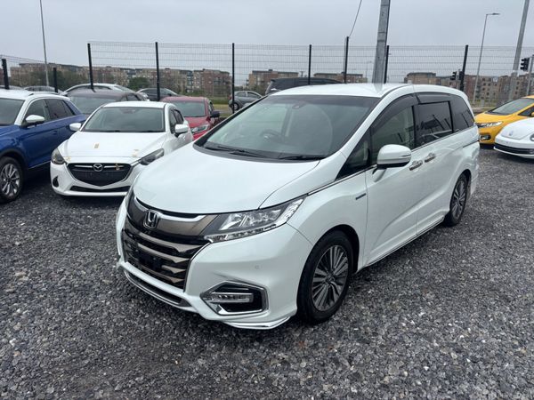 Honda Odyssey MPV, Petrol Hybrid, 2019, White