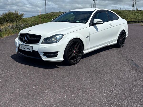 Mercedes-Benz C-Class Coupe, Diesel, 2012, White