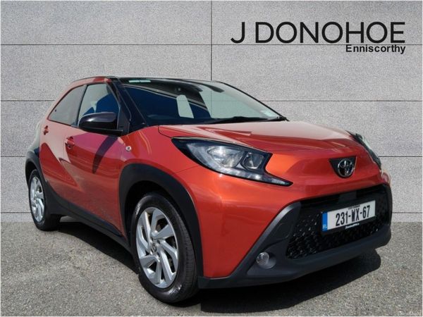 Toyota Aygo Hatchback, Petrol, 2023, Red