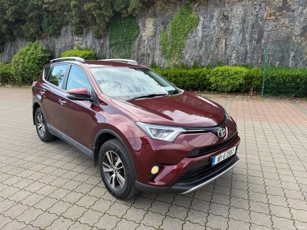 Toyota RAV4 SUV, Diesel, 2016, Red