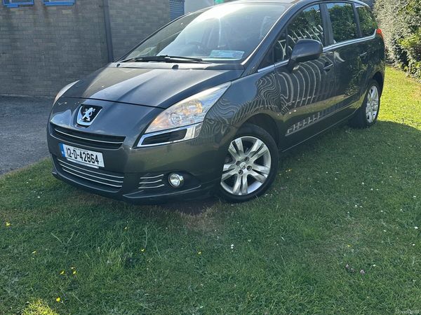 Peugeot 5008 MPV, Diesel, 2012, Grey