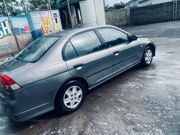 Honda Civic Saloon, Petrol, 2005, Grey