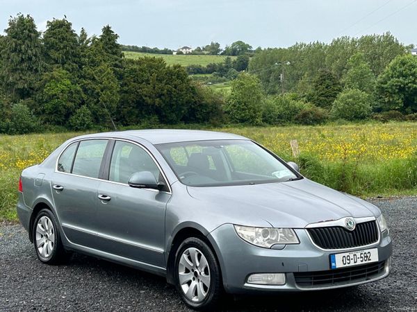 Skoda Superb Saloon, Diesel, 2009, Grey